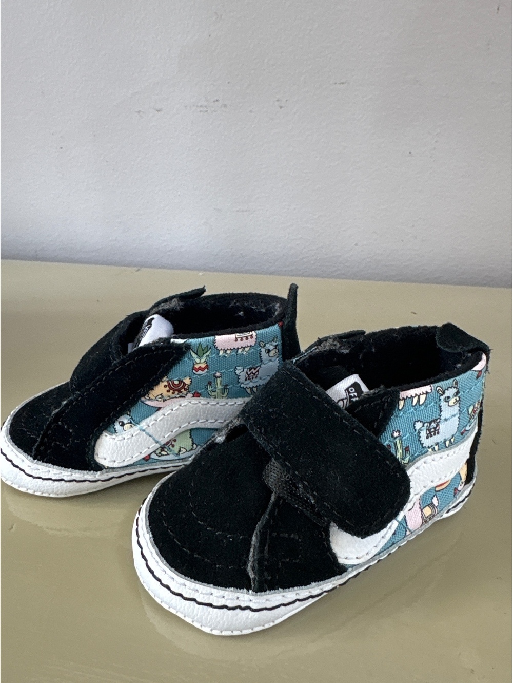 Vans Baby Toddler Shoes with Llama Print Size 2 Infant kids US Boy Girls